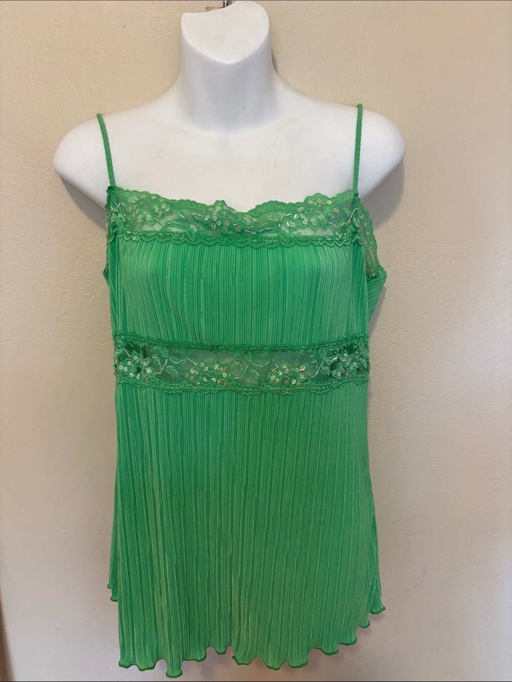 Green Lace-Trim Pleated Camisole Tank Top - Women